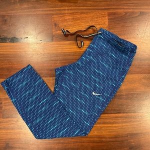 Nike Dry Fit Capri Yoga Pants M